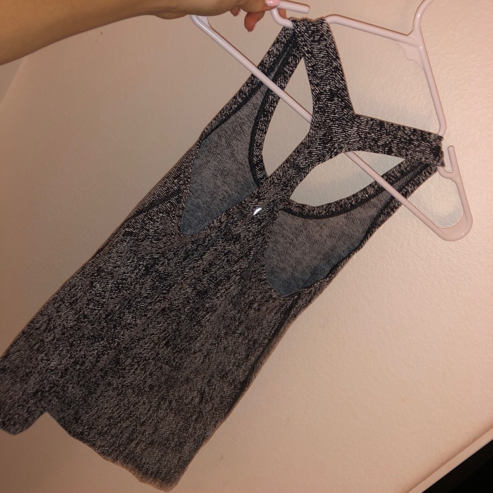 Lululemon Cool Razorback Tank - Picture 2 of 3